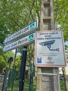 Panneau "espace public sous vidéo protection" rue Delecaux à Lambersart